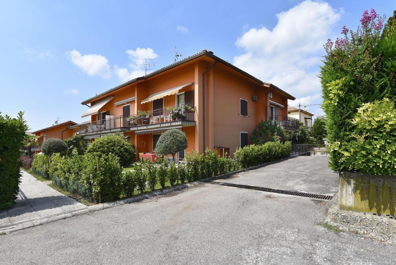 Appartamento Dei Salici Ronchi  Luaran gambar